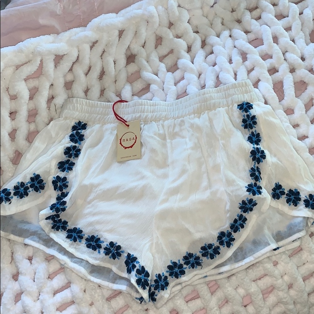 Women’s boho floral shorts